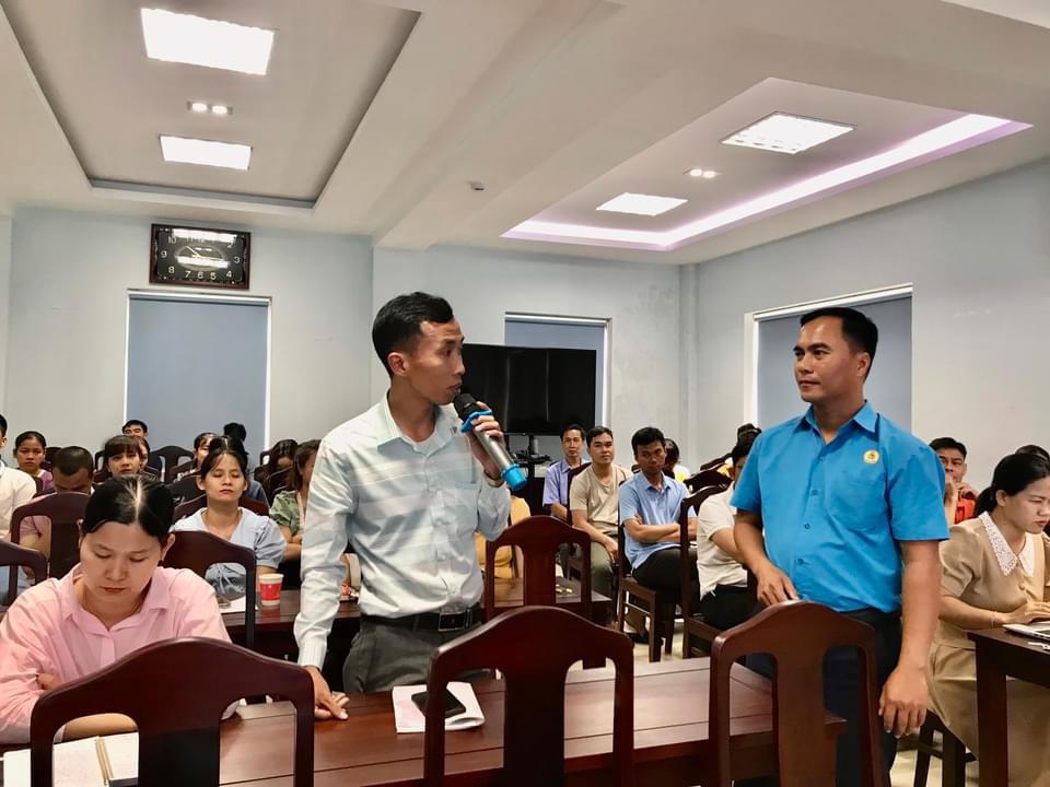 Trang bị kiến thức An toàn vệ sinh lao động cho cán bộ công đoàn