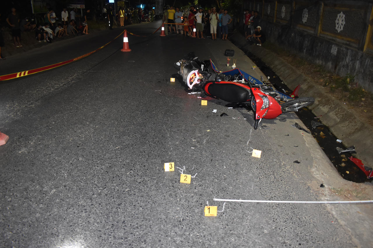 Giao xe cho con điều khiển gây tai nạn chết người, mẹ bị khởi tố