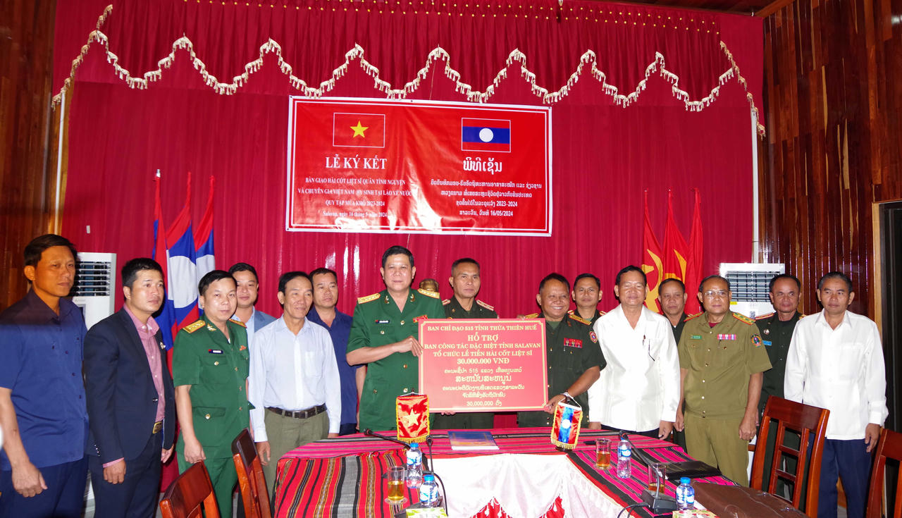 Ký kết bàn giao các hài cốt liệt sĩ hy sinh tại Lào về nước