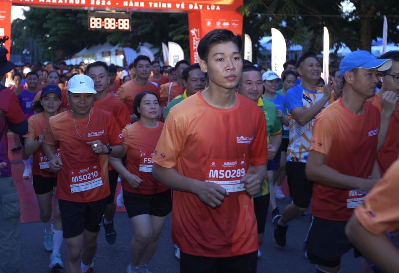 3.000 vận động viên tham gia giải chạy Quảng Trị Marathon - Hành trình về Đất lửa