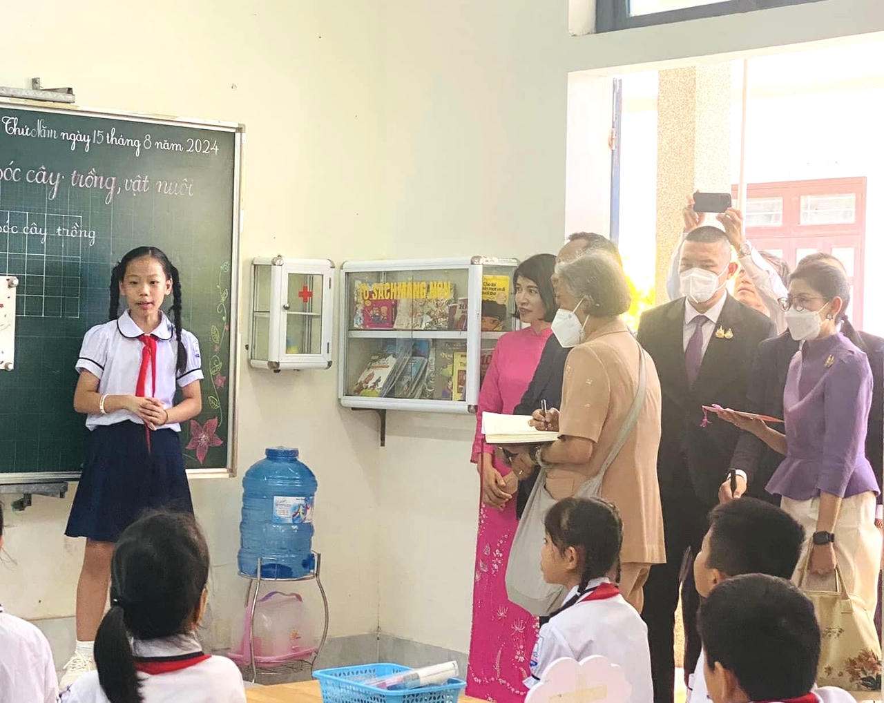 Công chúa Thái Lan thăm và làm việc tại Trường Tiểu học Nguyễn Tất Thành
