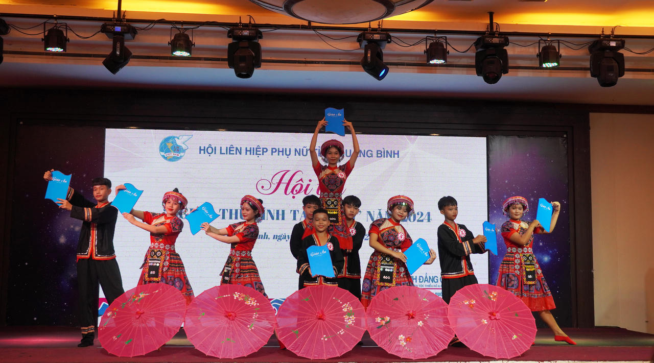 ‘Người thủ lĩnh tài năng’ truyền cảm hứng cho phụ nữ và trẻ em