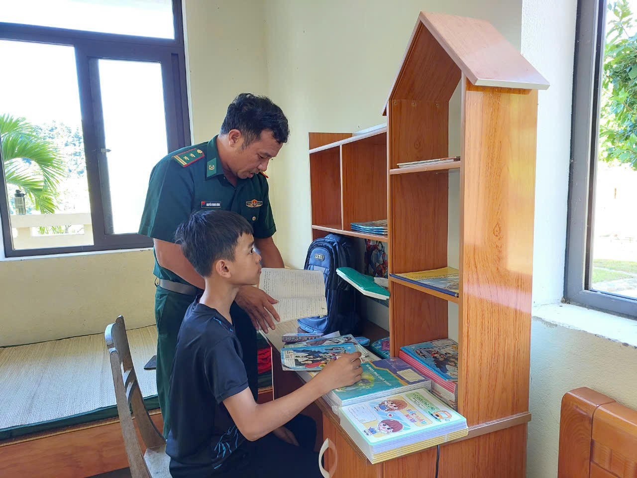 ‘Gieo chữ’ giữa đại ngàn Trường Sơn