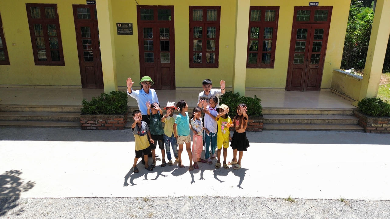 ‘Gieo chữ’ giữa đại ngàn Trường Sơn