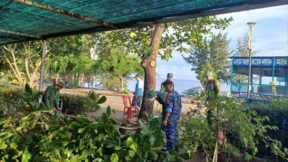 Bão số 4 tiến gần, các địa phương gấp rút triển khai phương án ứng phó