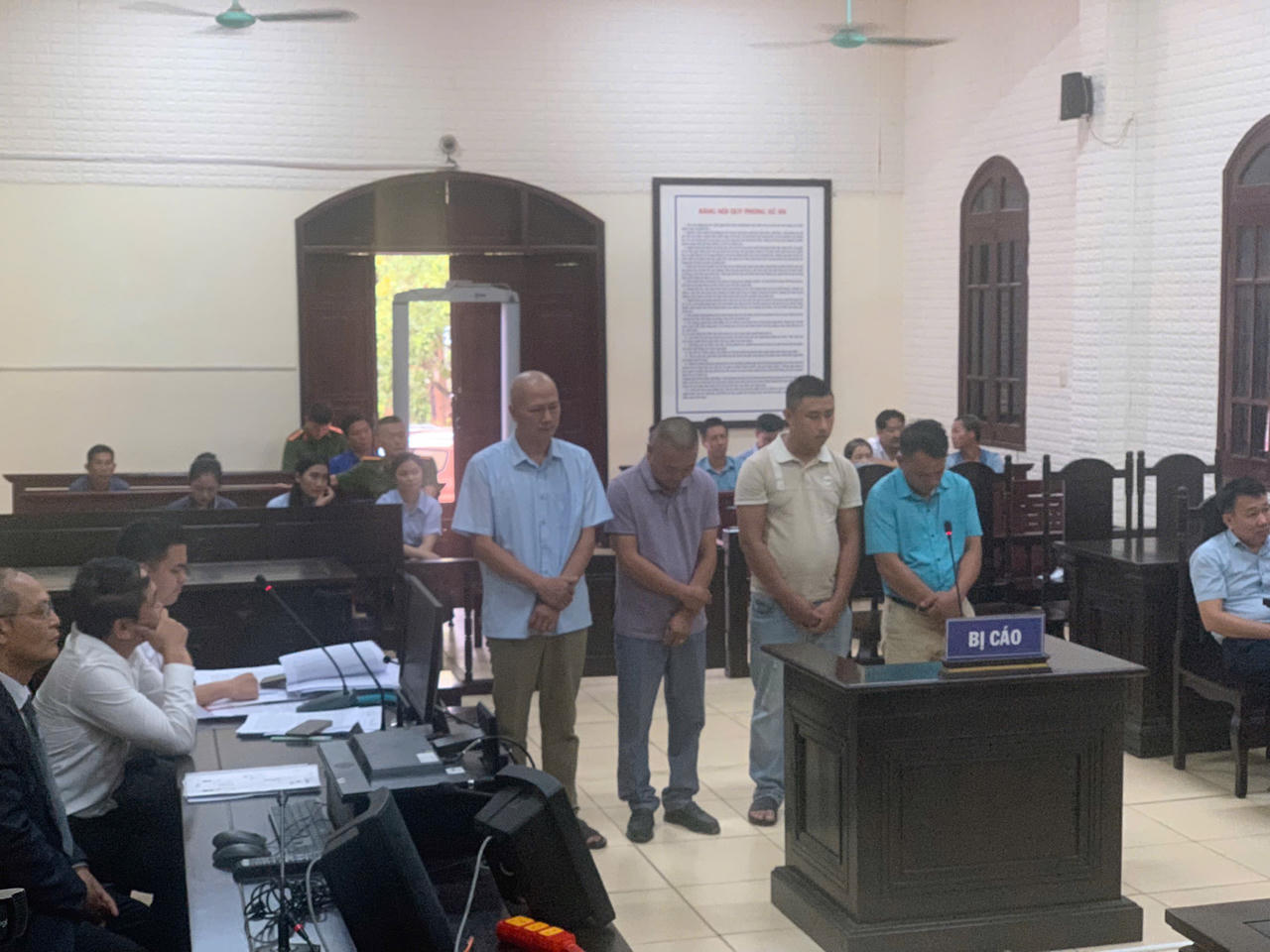 Nhận hối lộ, cựu Phó Giám đốc trung tâm đăng kiểm bị tuyên 7 năm tù