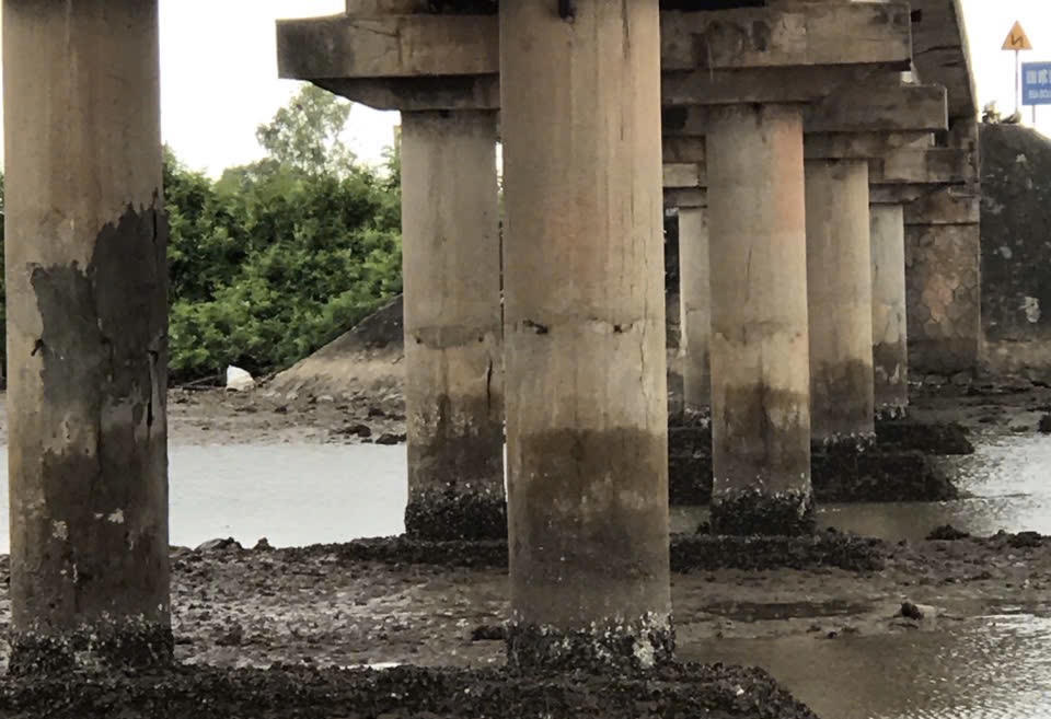 Nguy cơ cao sập cầu Sông Thai 