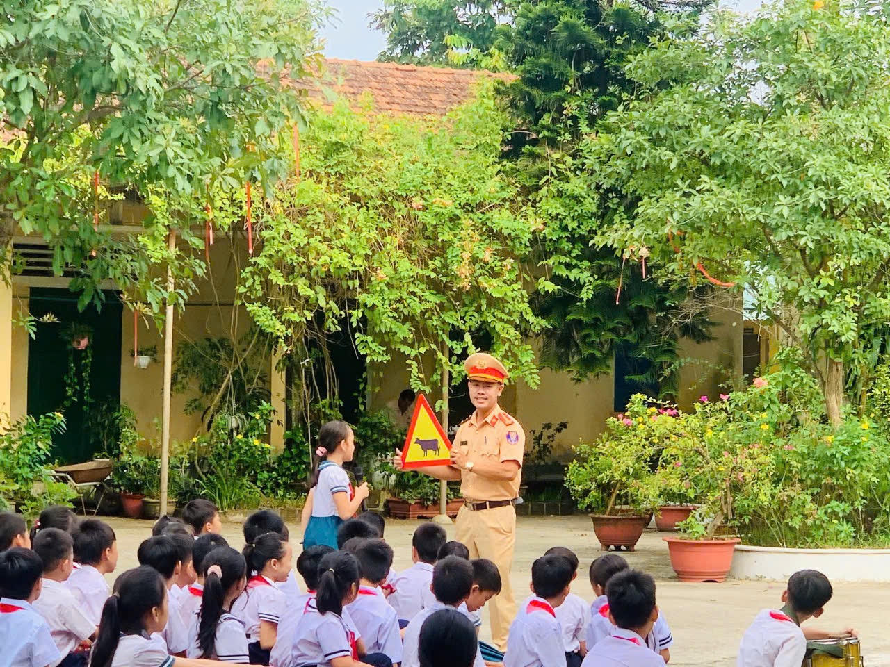 Thừa Thiên Huế: Ra quân cao điểm xử lý học sinh vi phạm luật giao thông