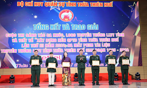 Trao giải 3 cuộc thi về lực lượng vũ trang Thừa Thiên Huế