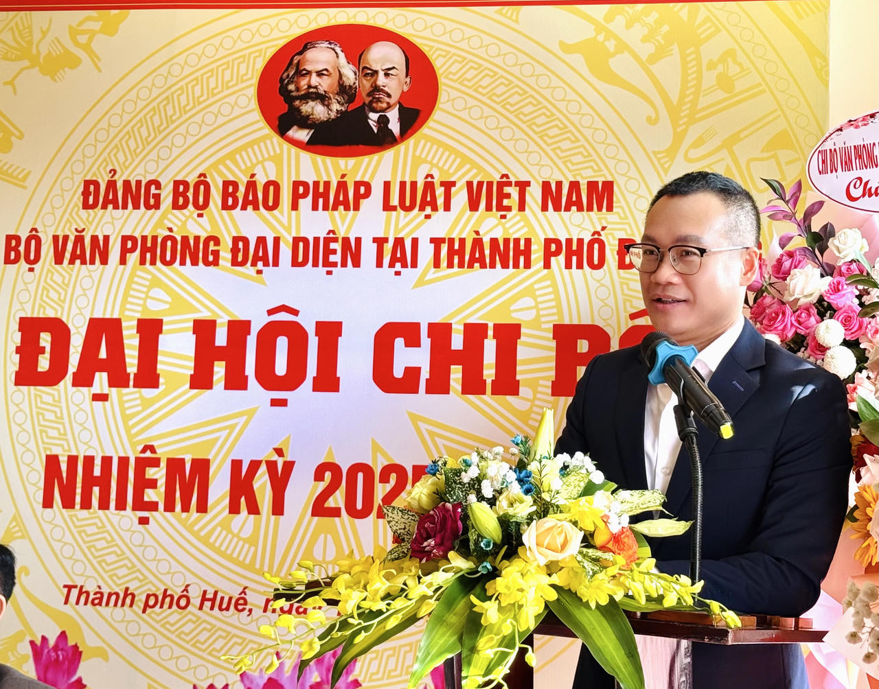 Chi bộ Văn phòng Đại diện Báo Pháp luật Việt Nam tại TP Đà Nẵng tổ chức Đại hội nhiệm kỳ 2025-2027