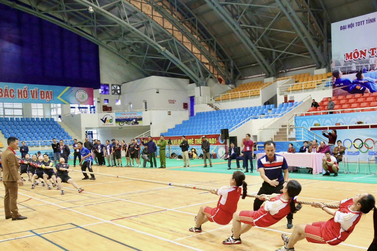 Hơn 200 vận động viên tham gia Giải Kéo co tỉnh Quảng Trị