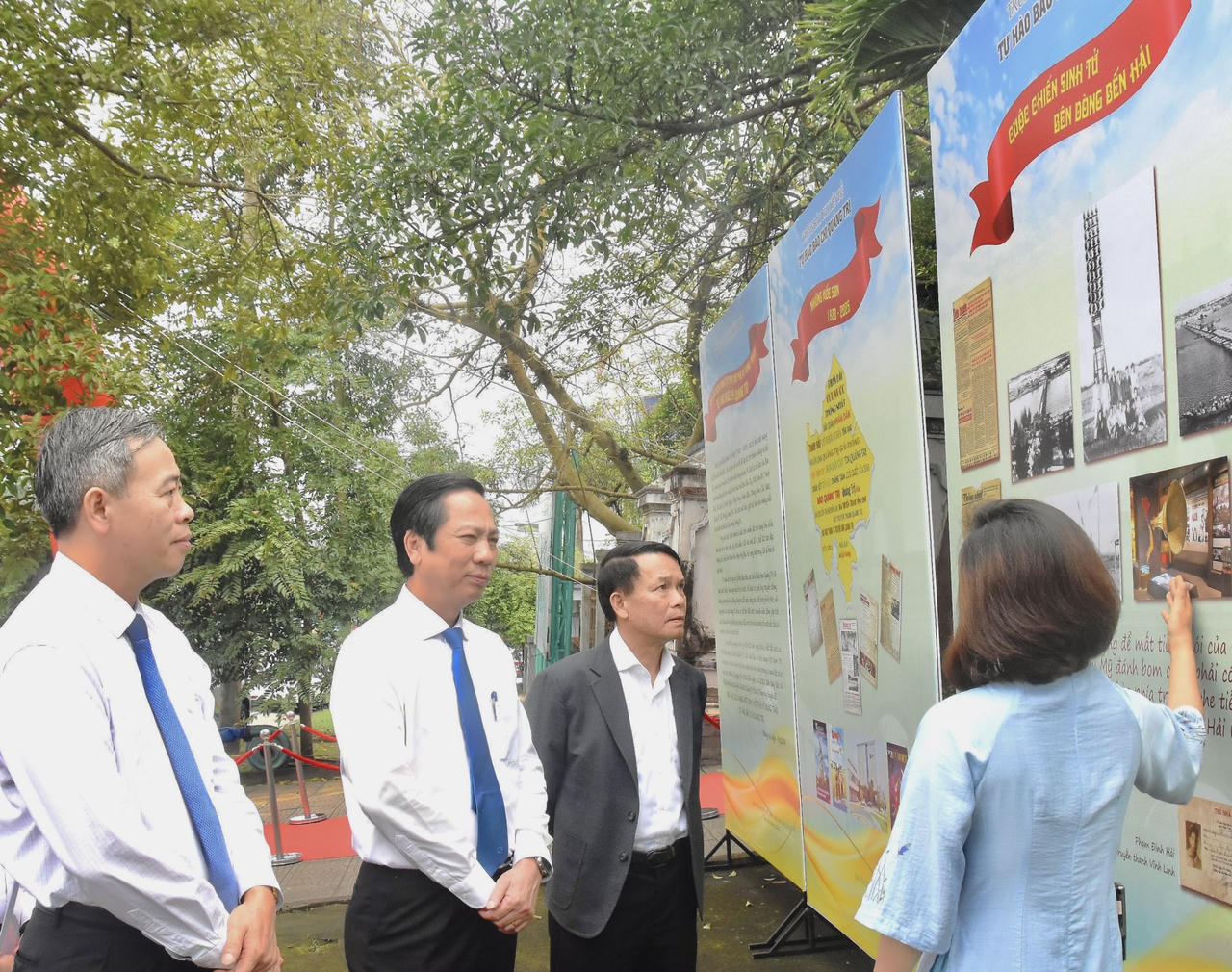 Khai mạc triển lãm 100 năm Báo chí cách mạng Việt Nam tại Quảng Trị