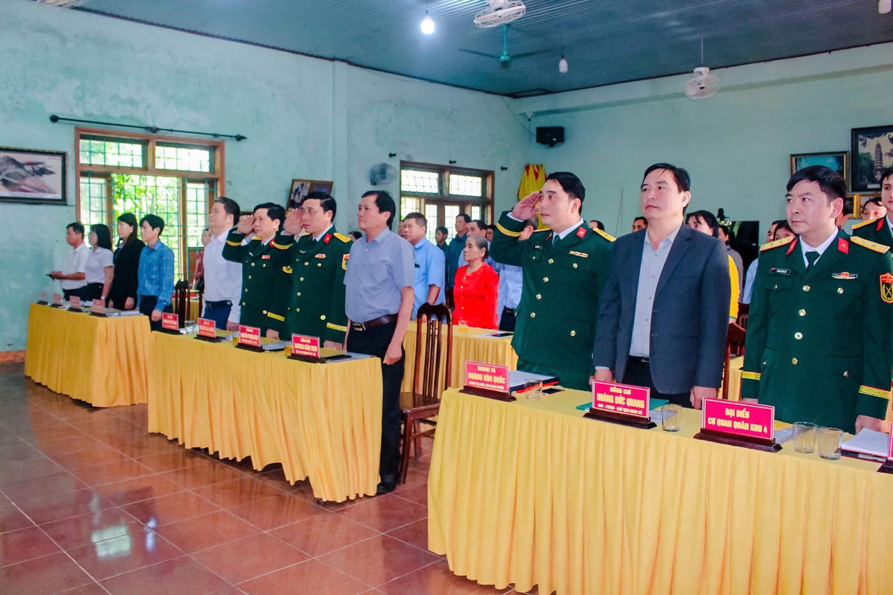 Trao bằng ‘Tổ quốc ghi công’ cho thân nhân liệt sĩ