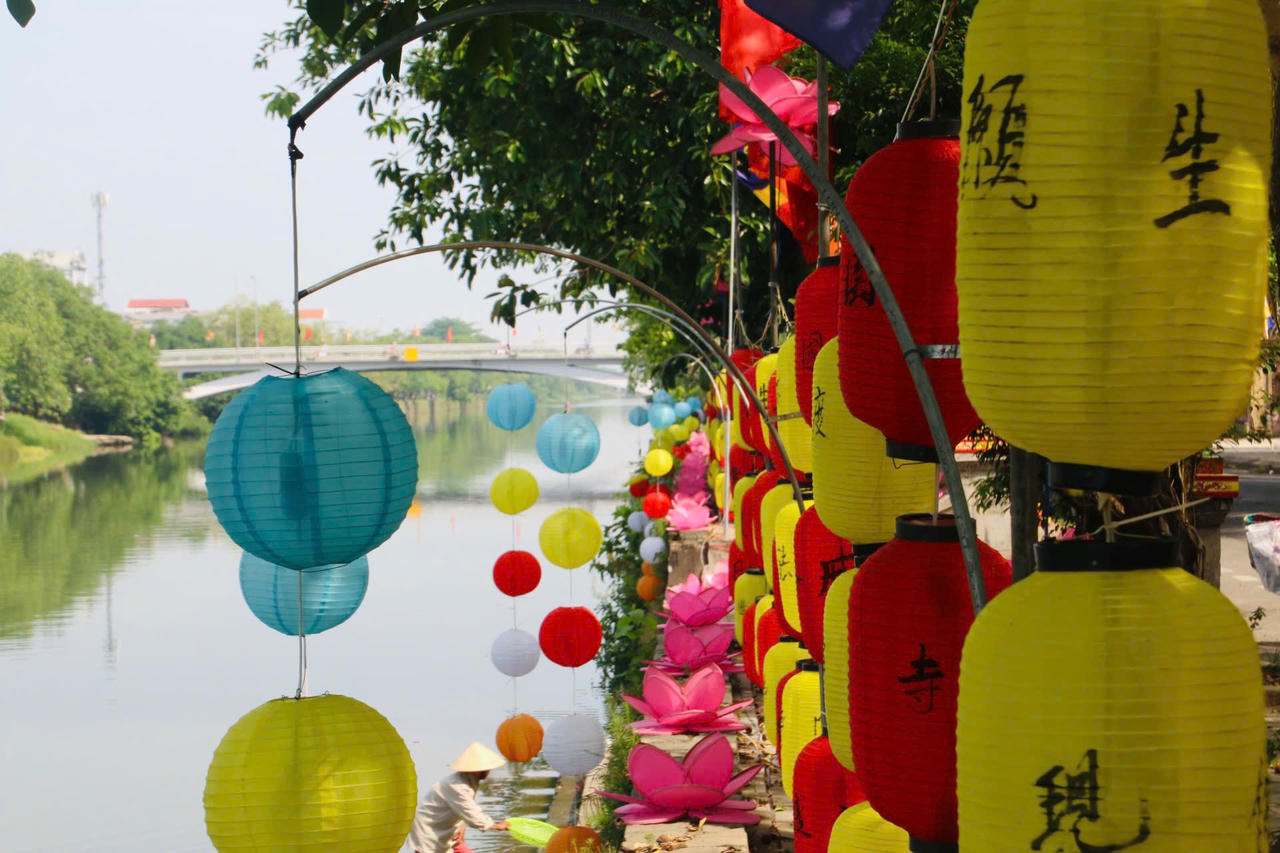 Huế rộn ràng không khí đón mừng Phật đản 2025