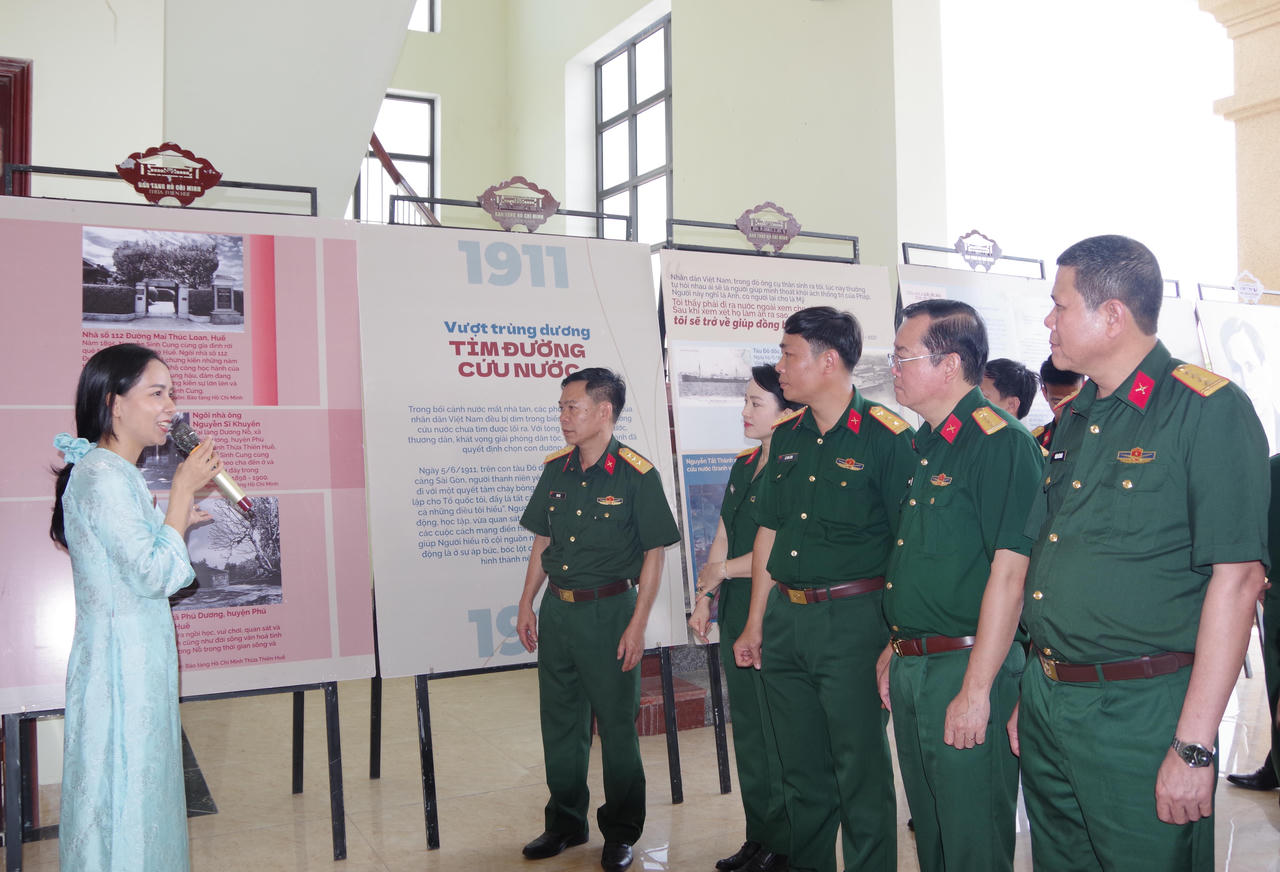 Lực lượng vũ trang TP Huế: Làm theo Bác bằng hành động thiết thực