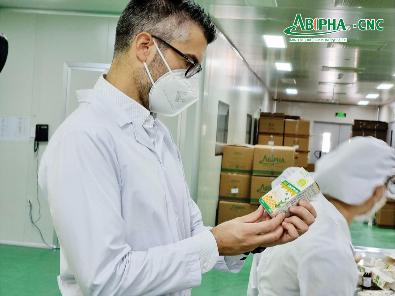 Abipha & Đối tác nguyên liệu keo ong từ Italy - B Natural ký kết hợp tác chiến lược