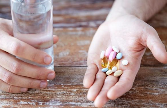 Nhận biết triệu chứng bệnh gút ở chân và giải pháp cải thiện từ Hoàng Thống Phong