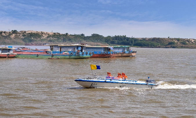 Cảnh sát giao thông Hà Nội tập tăng cường tuần tra kiểm soát 5 nhóm hành vi vi phạm