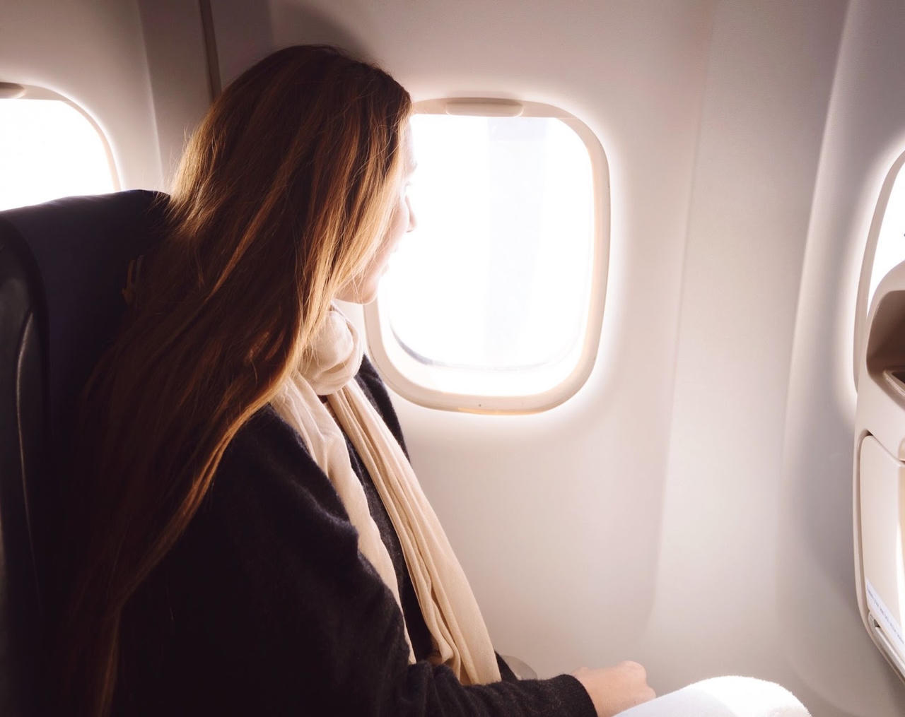 Kem chống nắng Esunvy: Tạm biệt nỗi lo bị nám, sạm da khi đi máy bay