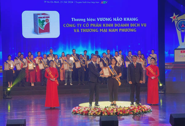 TPBVSK Vương Não Khang: Vinh dự nằm trong “Top 10 Thương hiệu mạnh Quốc Gia 2024”