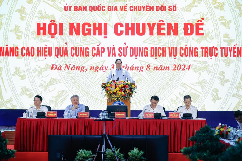 Thủ tướng chủ trì Hội nghị toàn quốc nâng cao hiệu quả cung cấp và sử dụng dịch vụ công trực tuyến