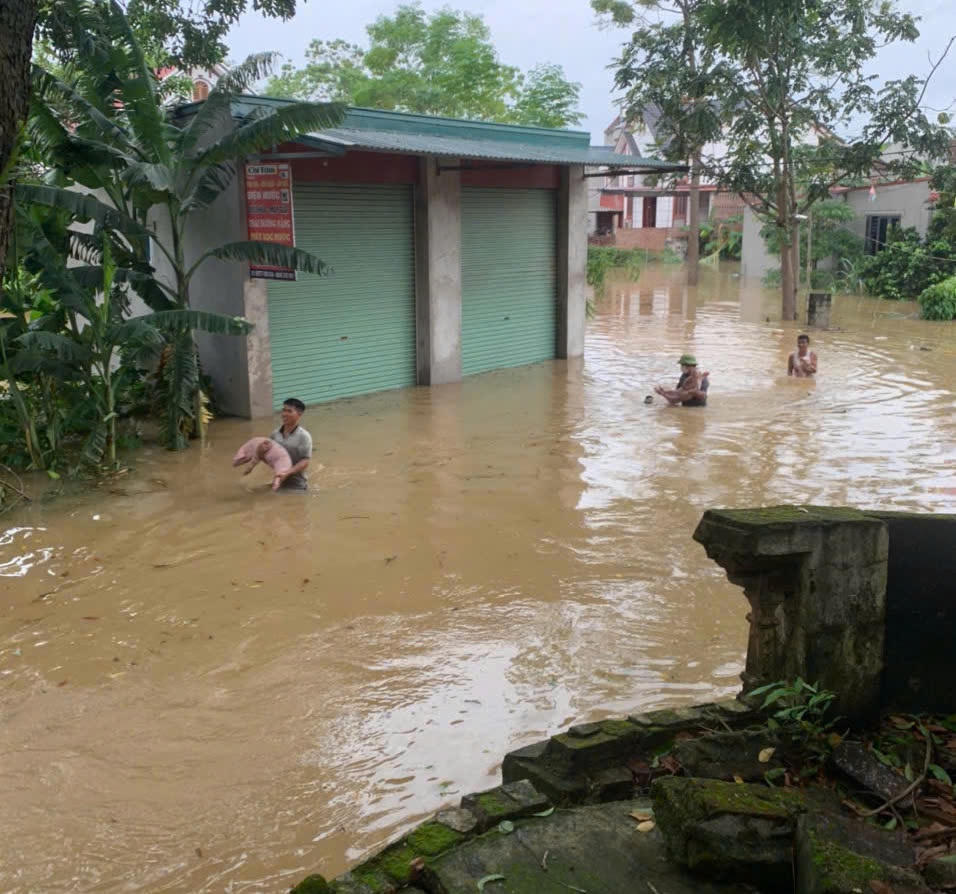 Bắc Giang nhiều nơi ngập nặng sau cơn bão số 3