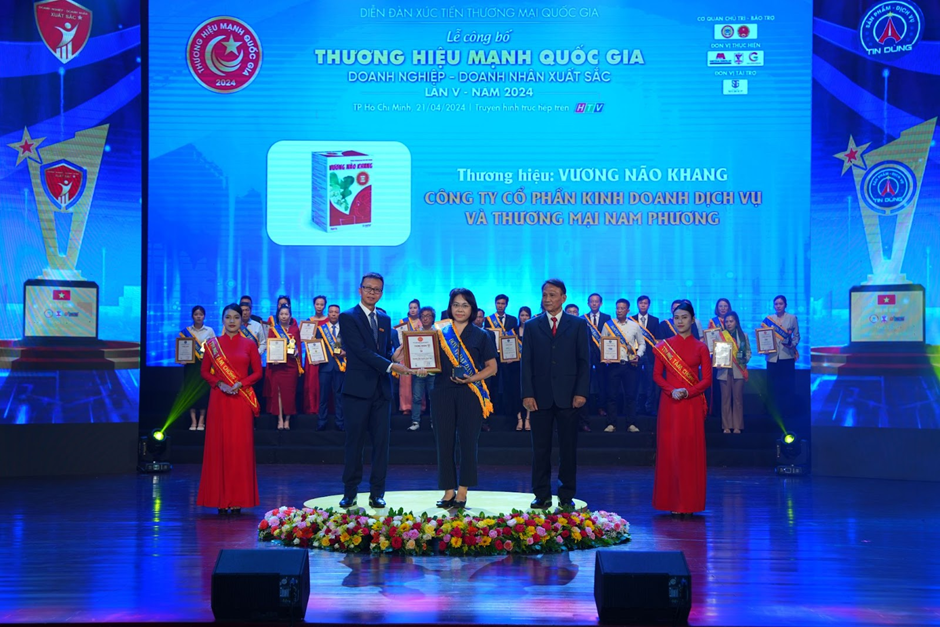 Vương Não Khang tự hào 15 năm đồng hành cùng sự phát triển của trẻ