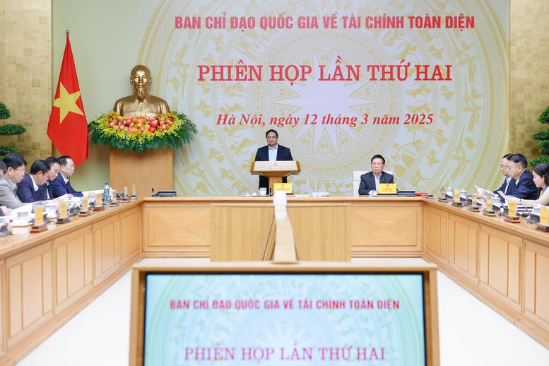 Thủ tướng: Mọi người được tiếp cận bình đẳng, thụ hưởng thành quả và bảo vệ an toàn với các dịch vụ tài chính