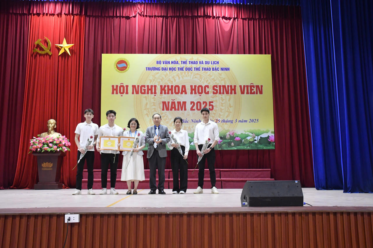 Trường Đại học TDTT Bắc Ninh tổ chức thành công Hội nghị khoa học Sinh viên năm 2025