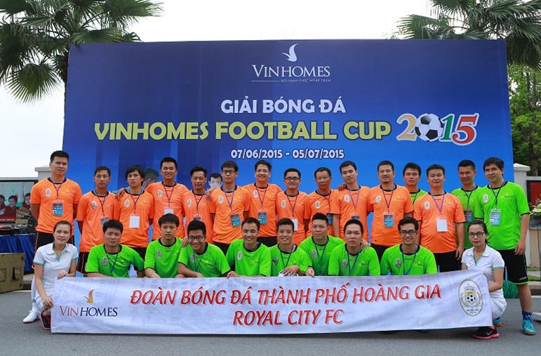 Cư dân Vinhomes rộn ràng dự lễ khai mạc Giải bóng đá Vinhomes Football Cup 2015
