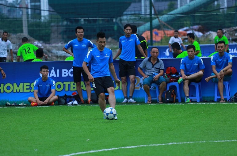 Cư dân Vinhomes rộn ràng dự lễ khai mạc Giải bóng đá Vinhomes Football Cup 2015