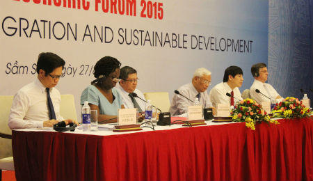 Diễn đàn Kinh tế mùa Thu 2015: Những tranh luận nổi bật