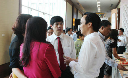 Diễn đàn Kinh tế mùa Thu 2015: Những tranh luận nổi bật