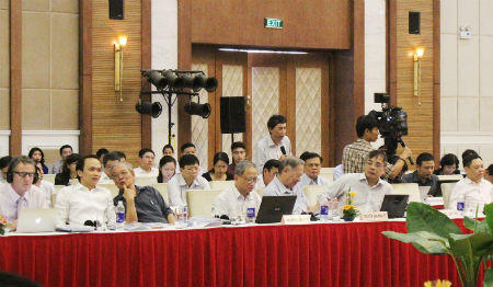 Diễn đàn Kinh tế mùa Thu 2015: Những tranh luận nổi bật