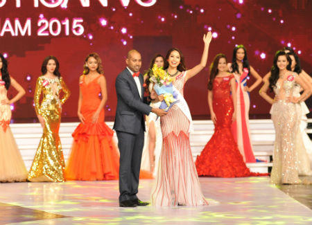 Tân hoa hậu Hoàn vũ được bay 1 năm miễn phí với Vietjet