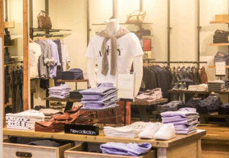 Hàng loạt thương hiệu lớn rộn ràng chuẩn bị Black Friday