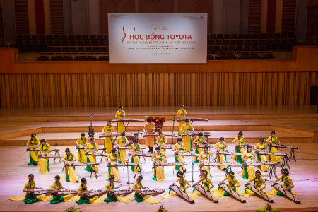 Chương trình Học bổng Toyota hỗ trợ tài năng trẻ âm nhạc Việt Nam 2015