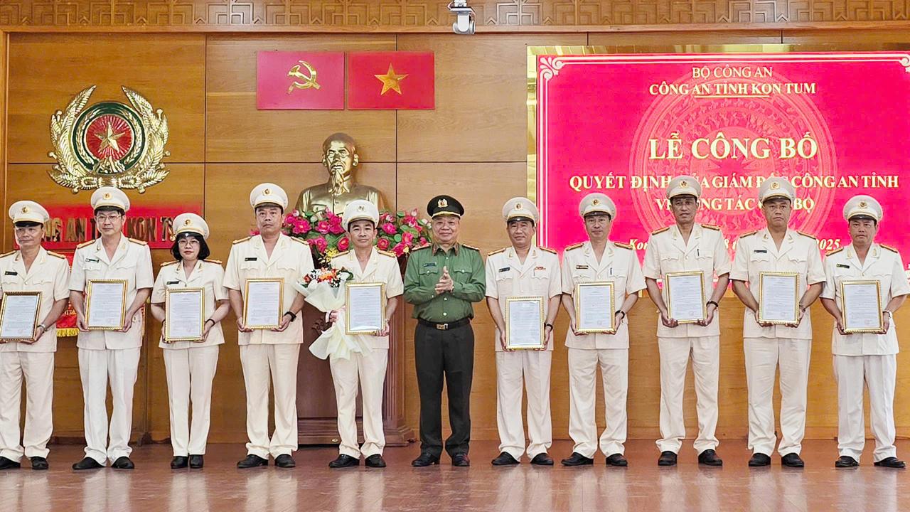 Công an tỉnh Kon Tum giải thể cấp huyện, thành phố 