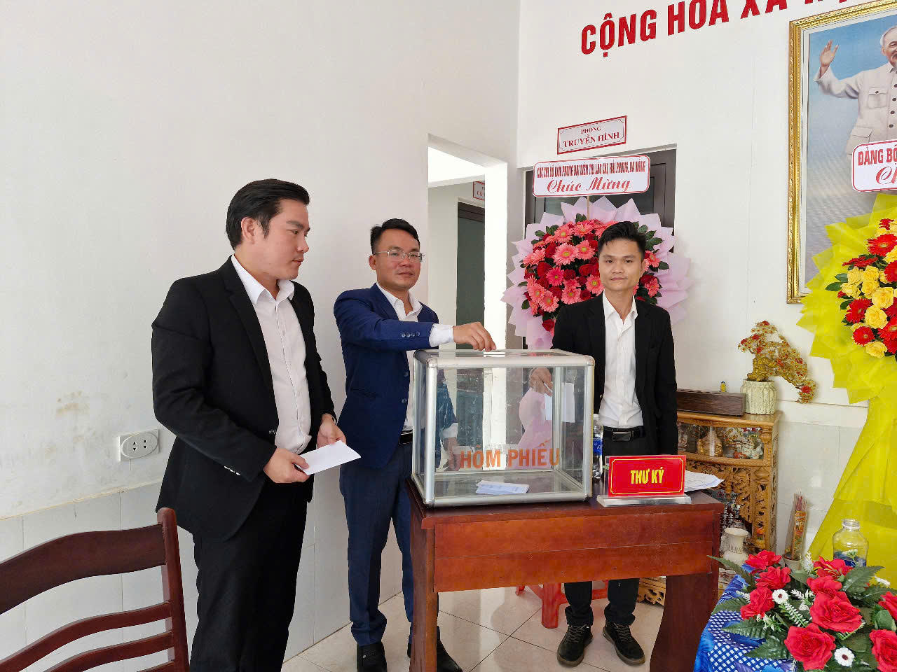 Chi bộ Văn phòng Đại diện Báo Pháp luật Việt Nam tại tỉnh Gia Lai tổ chức Đại hội nhiệm kỳ 2025-2027