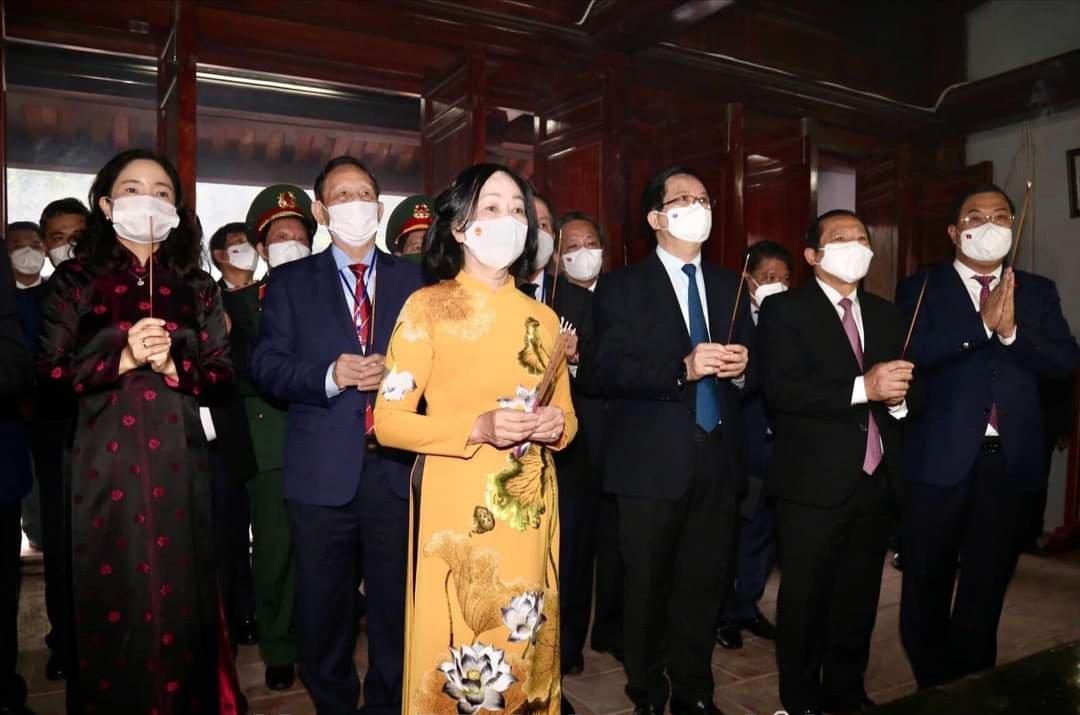 Long trọng kỉ niệm 110 năm ngày sinh đồng chí Lê Đức Thọ 