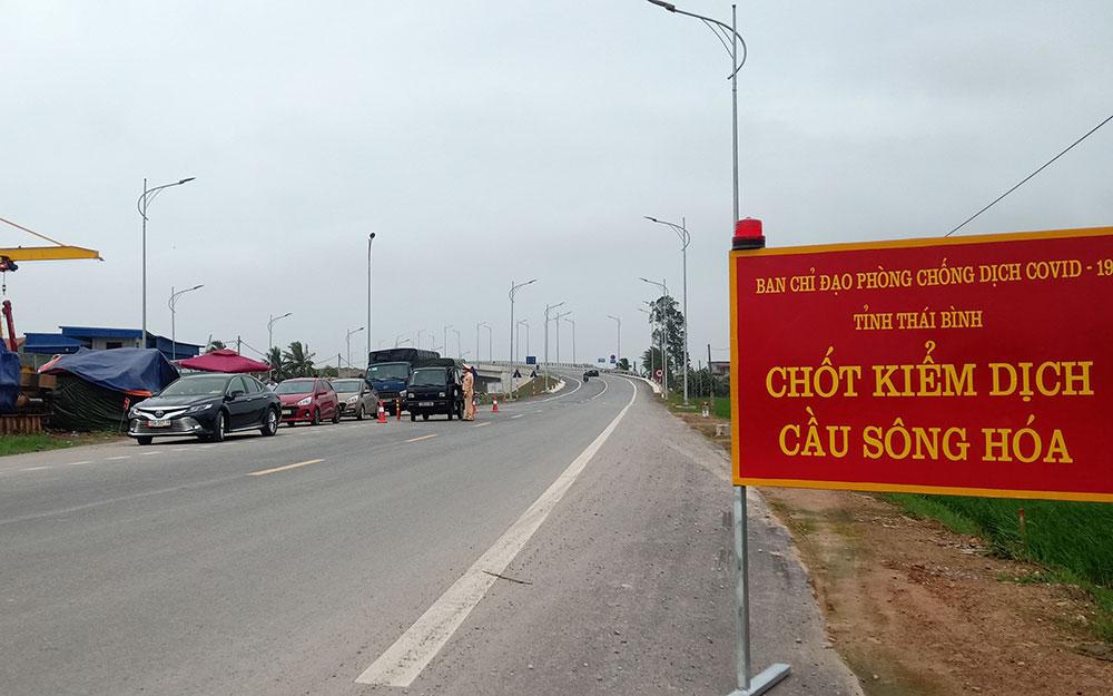 Thái Bình vẫn kiểm soát chặt, không tiếp nhận người từ vùng đỏ, vùng cam