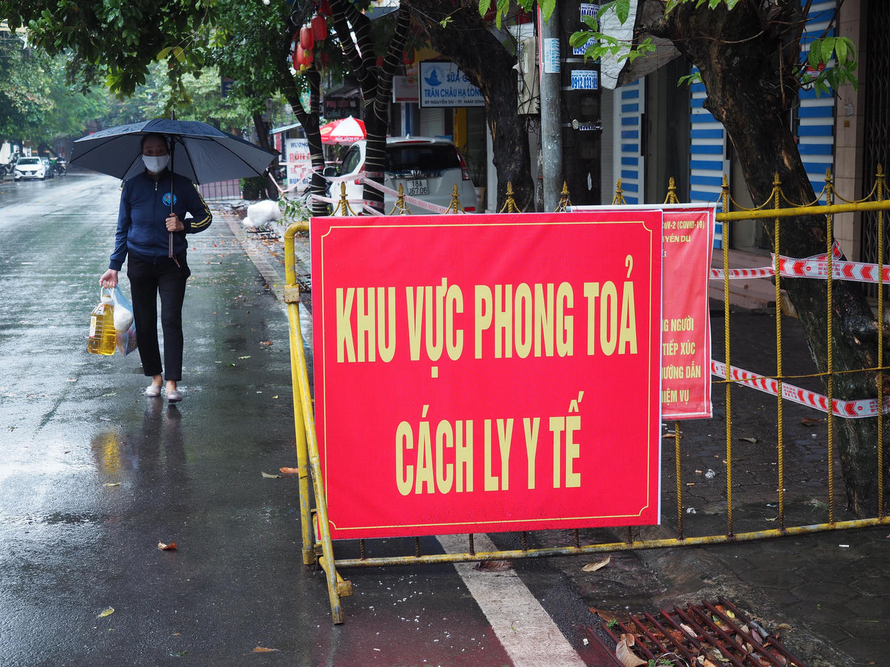 Nam Định yêu cầu người dân thành phố không ra khỏi nhà sau 22h