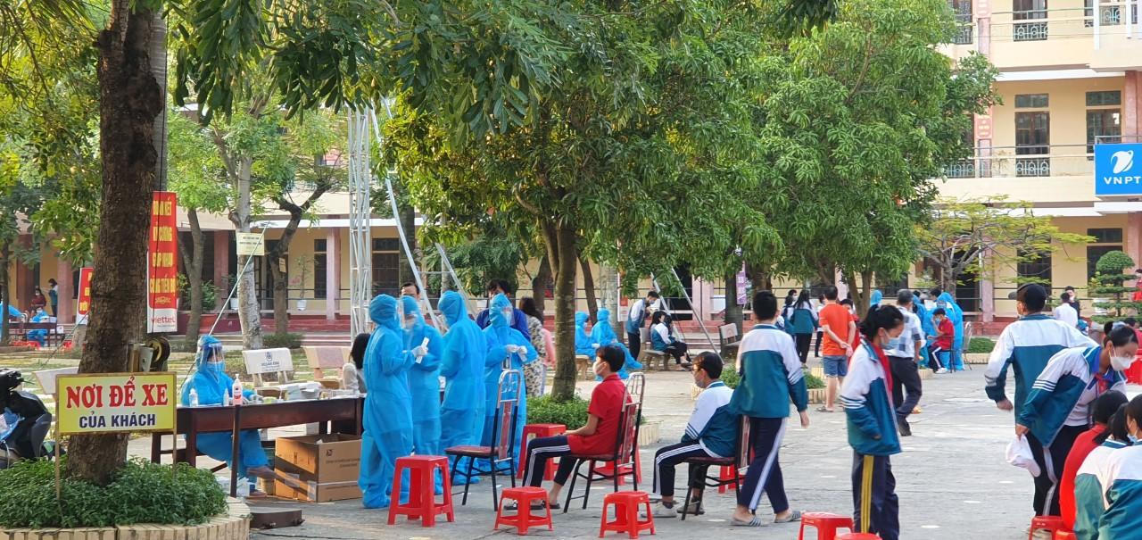 Nam Định dự kiến tiêm vắc-xin Pfizer cho trẻ em nếu được cha mẹ đồng ý