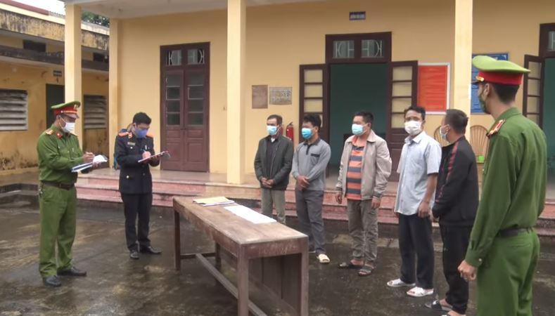 Hà Nam: Bắt quả tang nhóm đối tượng "sát phạt" nhau bằng hình thức đánh bạc 3 cây