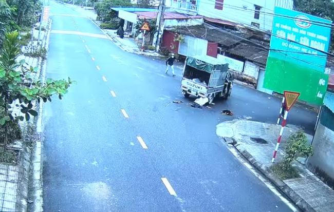 Công an Hà Nam truy bắt được 2 tên vừa trộm chó vừa cướp xe máy của người dân