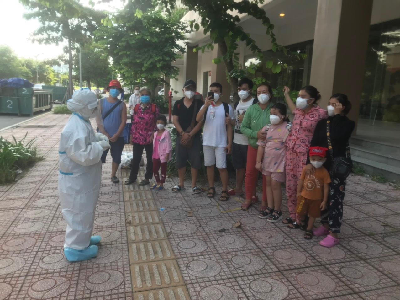 Bệnh viện Dã chiến số 8 giành lại sự sống cho 10.000 bệnh nhân COVID-19