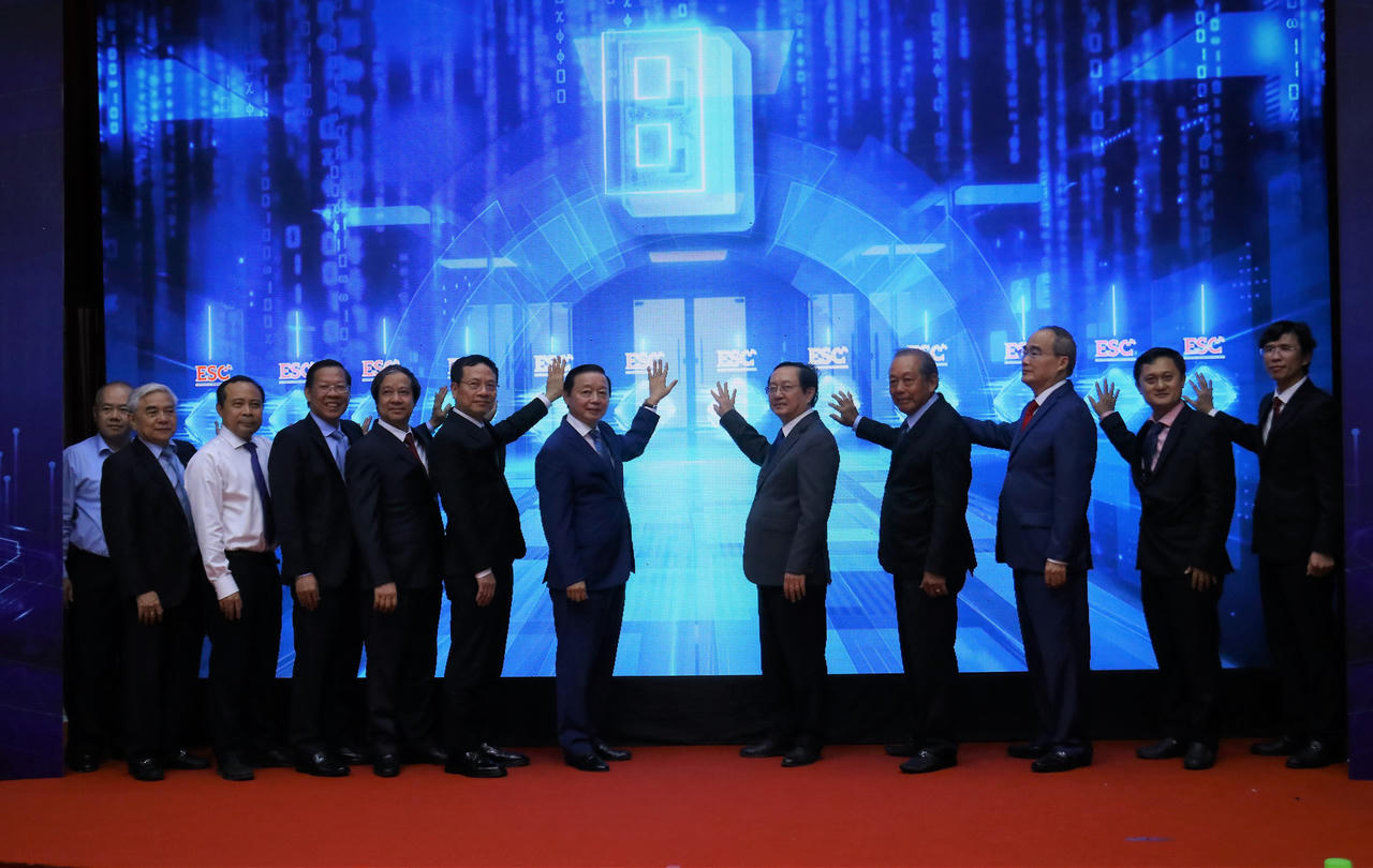 Ra mắt Trung tâm điện tử và vi mạch bán dẫn tại Khu Công nghệ cao TP Hồ Chí Minh