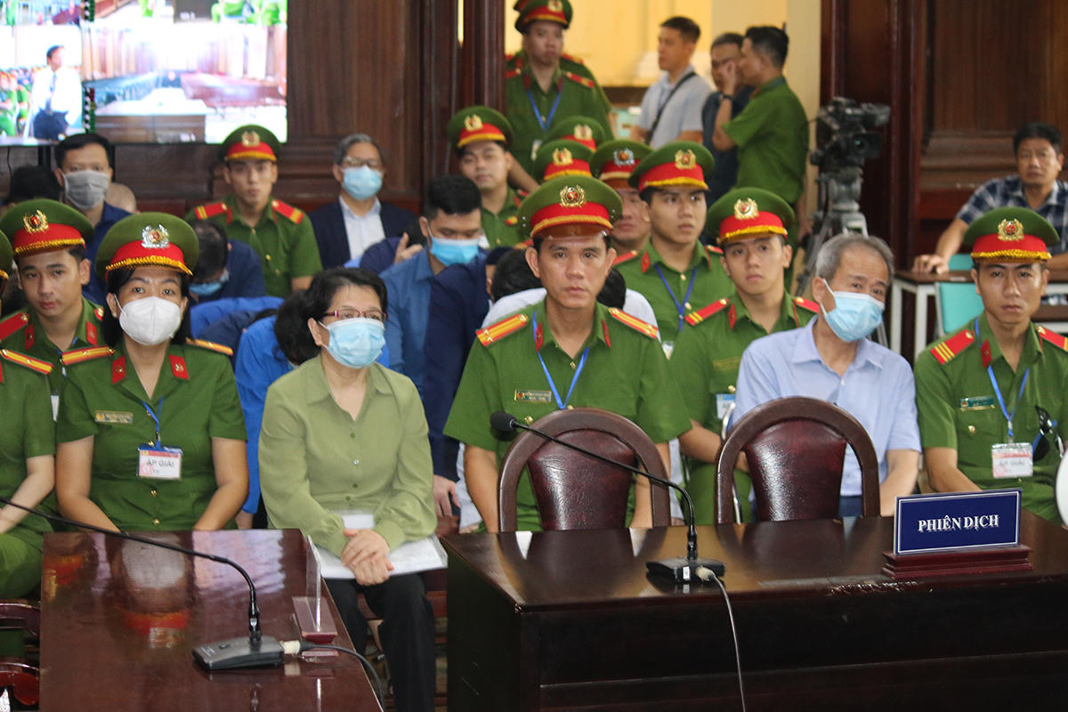 Đỗ Thị Nhàn “tung” nhiều chứng cứ nói cấp trên chỉ đạo sửa báo cáo về Ngân hàng SCB