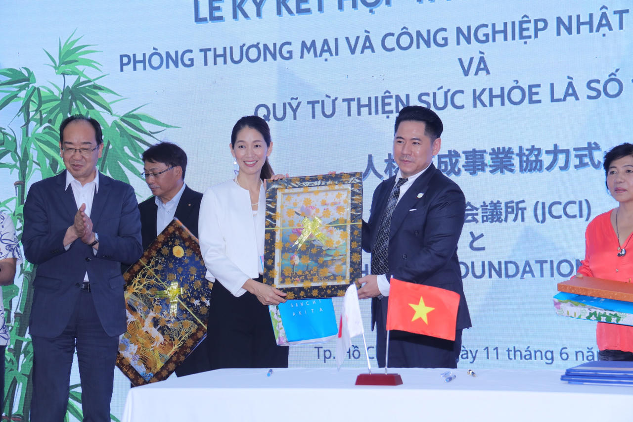 Quỹ từ thiện Sức khỏe là số 1 tăng cường hợp tác giáo dục, y tế, nguồn nhân lực với phía Nhật Bản