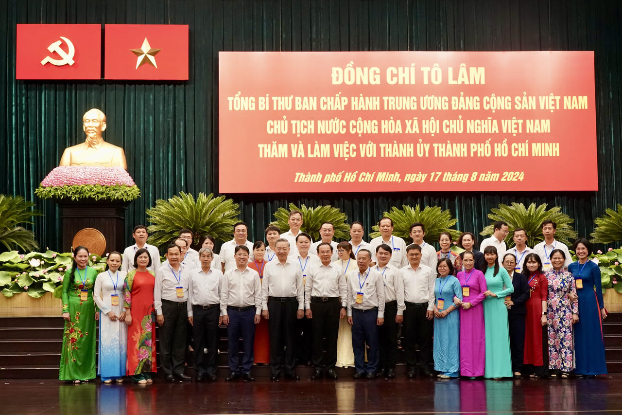 Hình ảnh Tổng Bí thư, Chủ tịch nước Tô Lâm làm việc với Thành ủy TP HCM